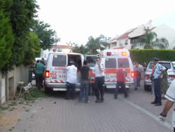 Evacuating the wounded from Sderot (Sderot security staff, May 16)